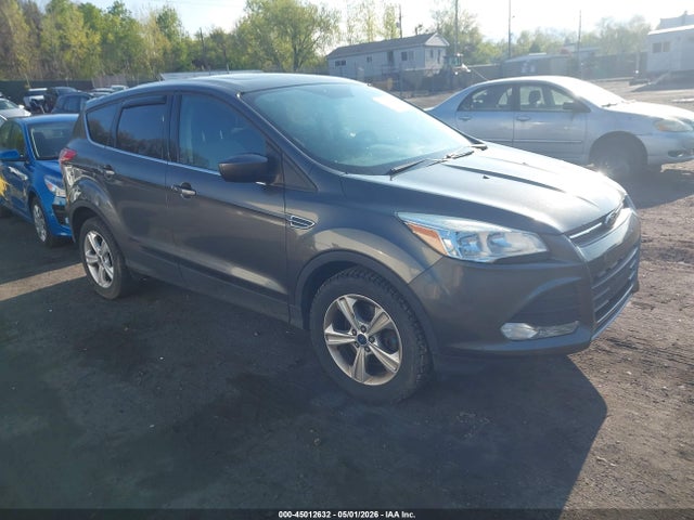 Salvage Ford Escape Image