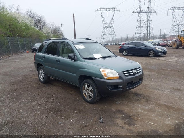 Salvage Kia Sportage Image