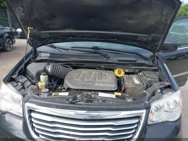 Chrysler Town & Country Touring