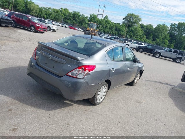 Nissan Versa 1.6 Sv