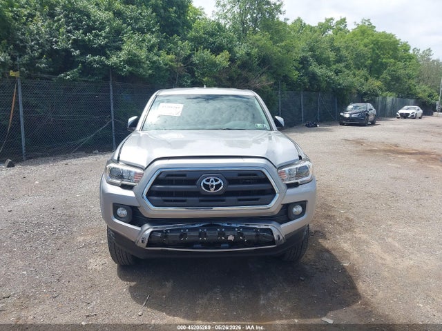 Toyota Tacoma Sr5 V6