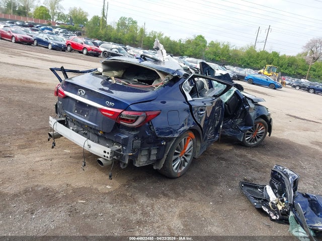 INFINITI Q50 Luxe Awd