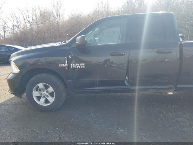 Ram 1500 Express  4x4 6'4 Box
