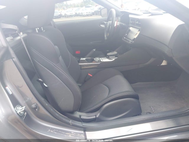 Nissan Z Sport Auto