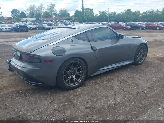 Nissan Z Sport Auto