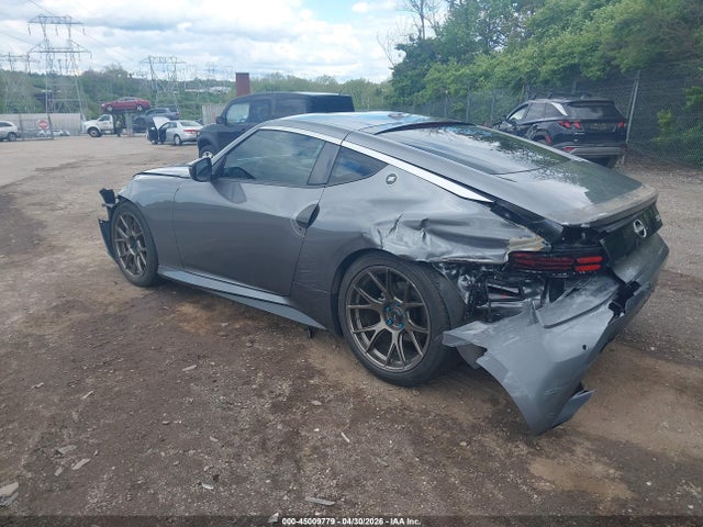 Nissan Z Sport Auto