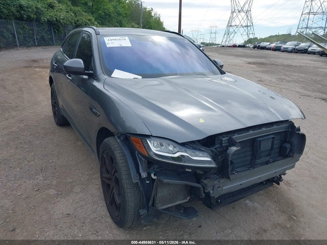 Salvage Jaguar F-PACE Image