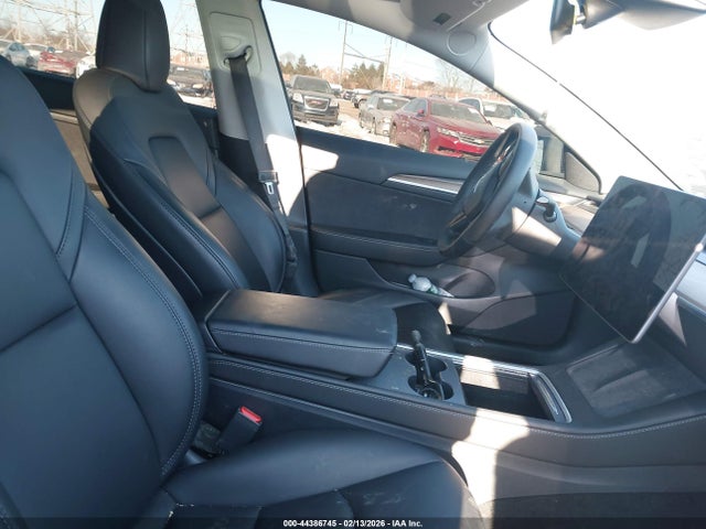Tesla Model 3 Rear-wheel Drive