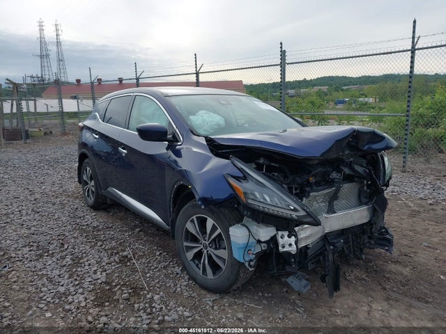 Salvage Nissan Murano Image