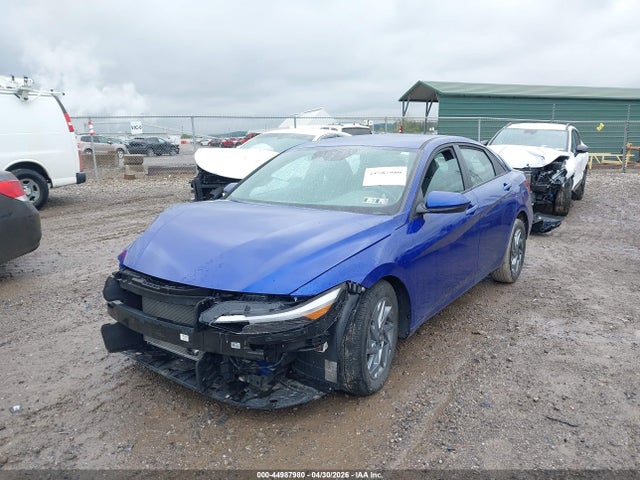 Hyundai ELANTRA Sel
