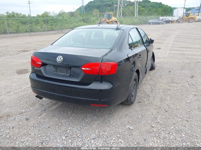 Volkswagen Jetta 2.0l S