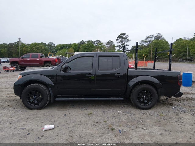 Nissan Frontier Sv