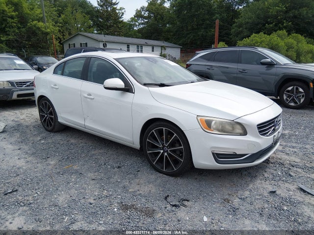Salvage Volvo S60 Image