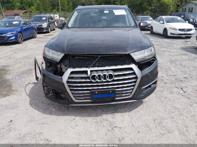 Audi Q7 3.0t Premium