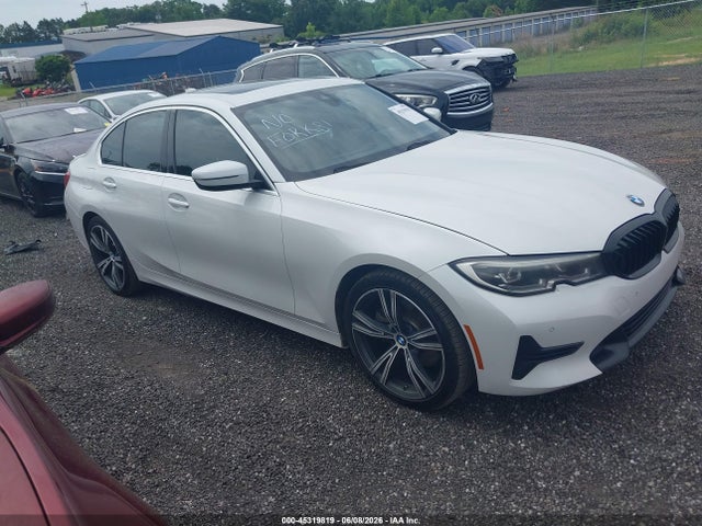 Salvage BMW 3 Series Image