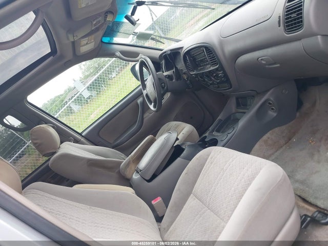 Toyota Tundra Sr5 V8