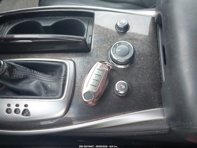 INFINITI Qx