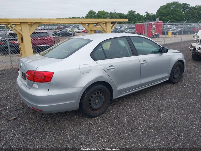 Volkswagen Jetta 2.0l S