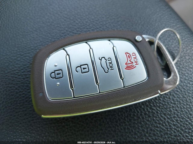 Hyundai ELANTRA Limited