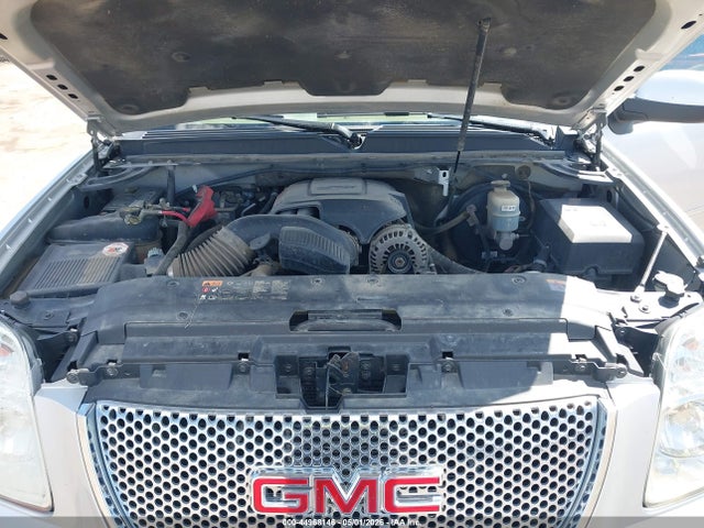 GMC Yukon Denali