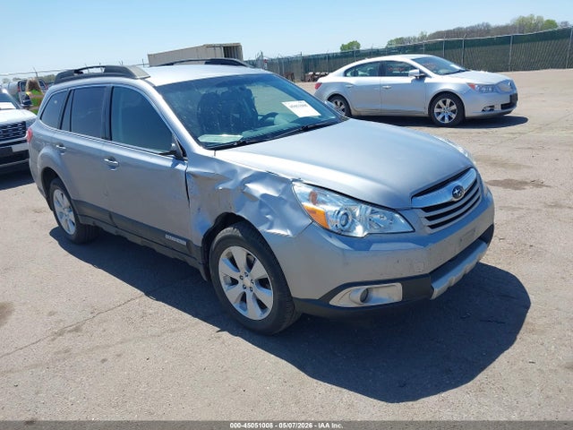 Salvage Subaru Outback Image