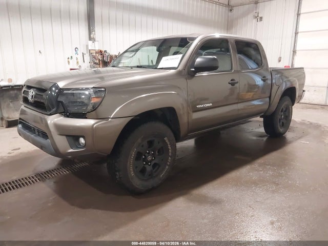 Toyota Tacoma Base V6