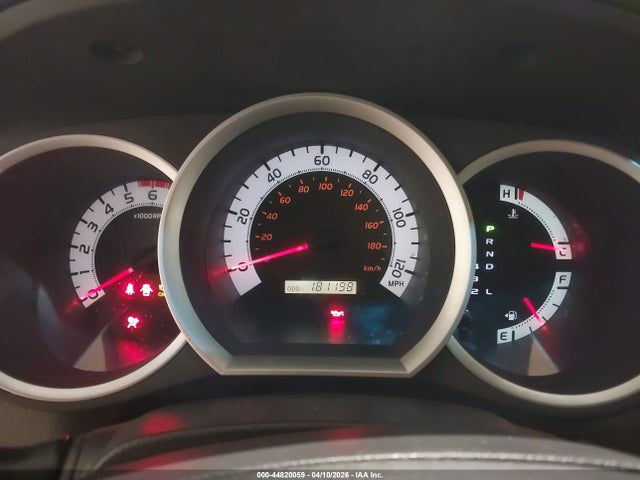 Toyota Tacoma Base V6