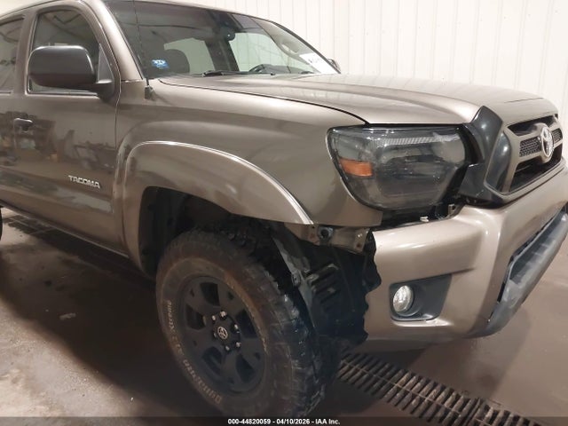 Toyota Tacoma Base V6