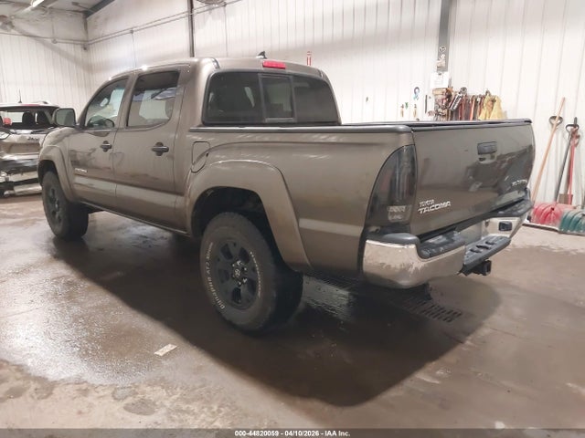 Toyota Tacoma Base V6