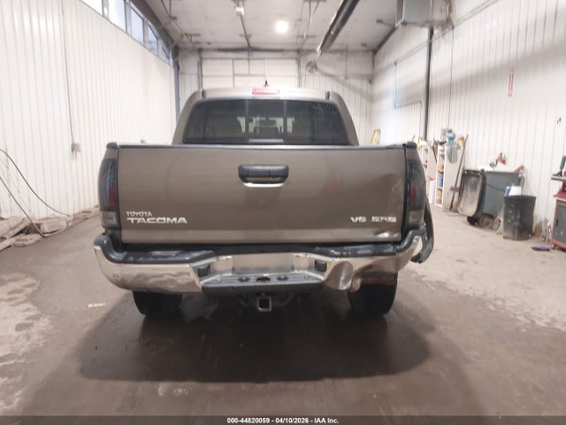 Toyota Tacoma Base V6