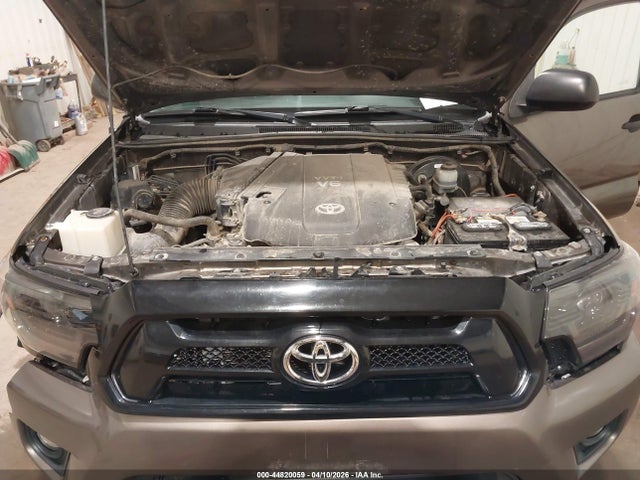 Toyota Tacoma Base V6