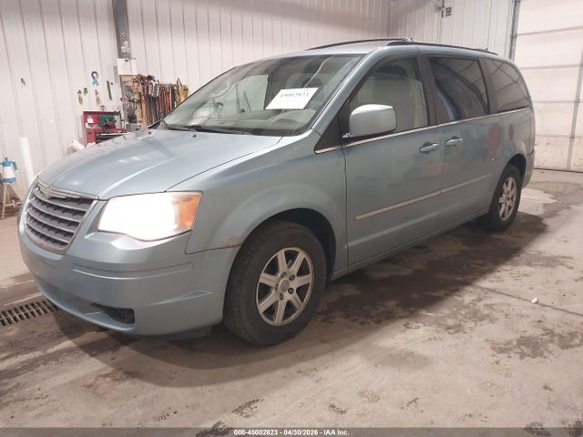 Chrysler Town & Country Touring