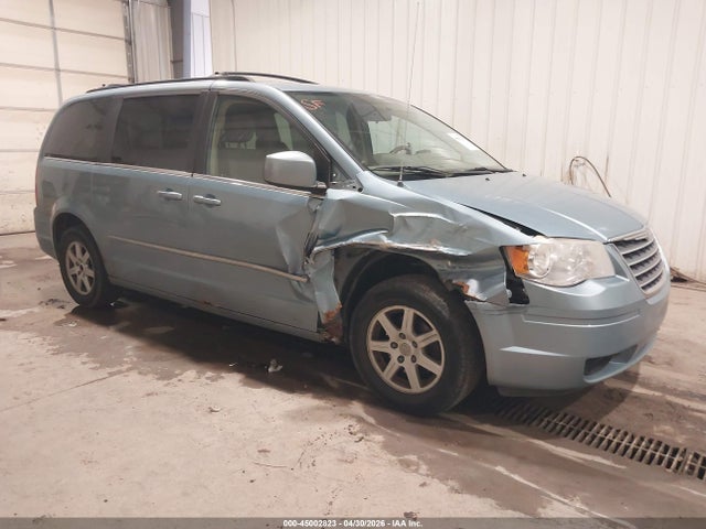 Salvage Chrysler Town & Country Image