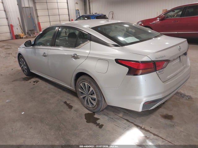 Nissan Altima S Fwd