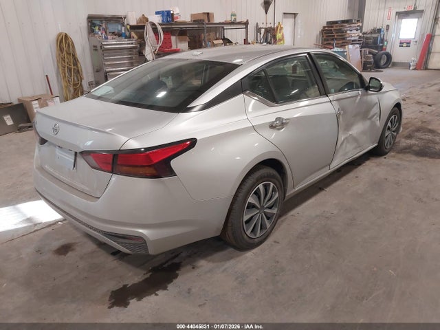 Nissan Altima S Fwd