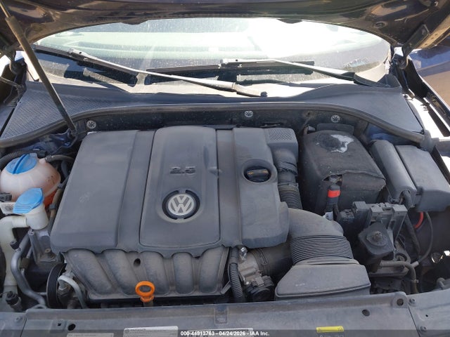 Volkswagen Passat 2.5l Se