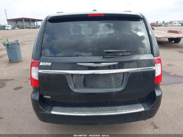 Chrysler Town & Country Touring