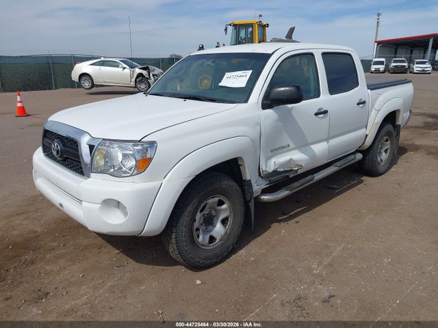 Toyota Tacoma Base V6