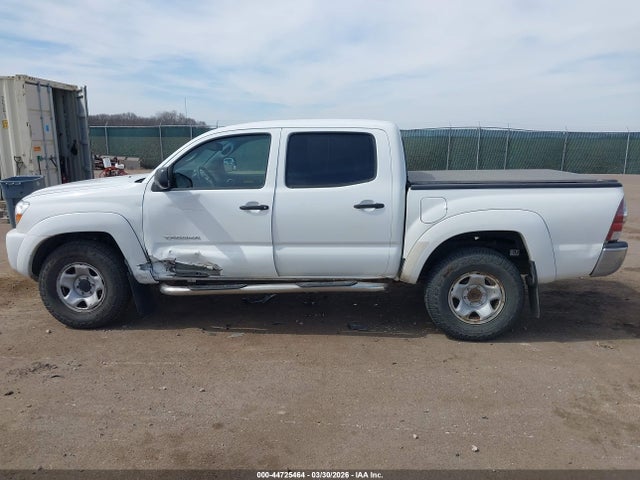 Toyota Tacoma Base V6
