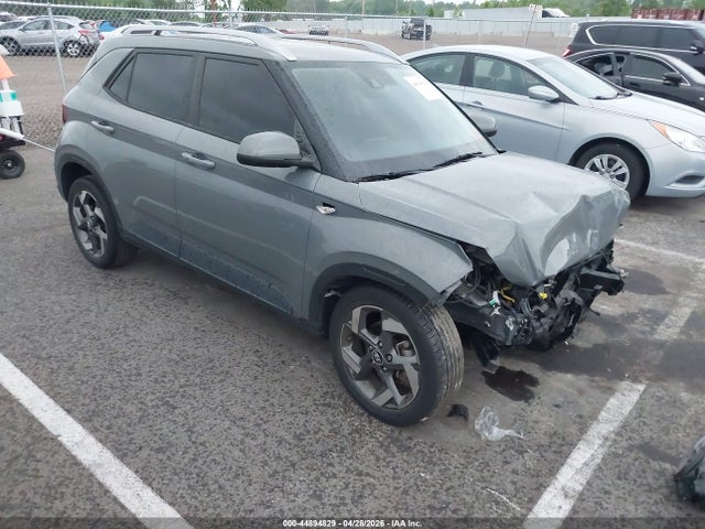 Salvage Hyundai VENUE Image