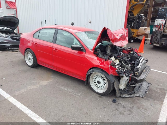 Salvage Volkswagen Jetta Image