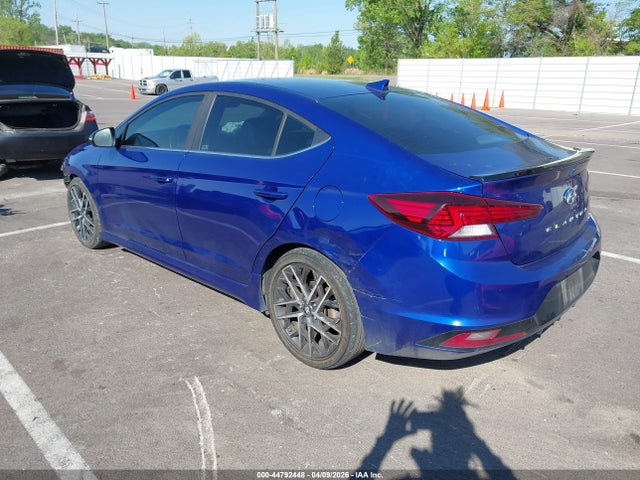 Hyundai ELANTRA Sport