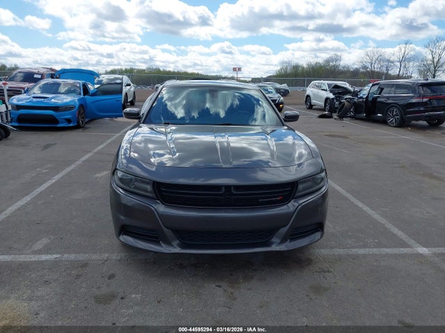 Dodge Charger Sxt Rwd