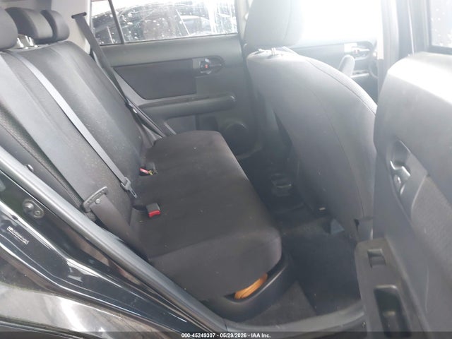 Scion xB