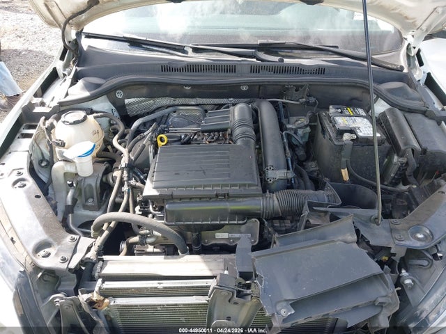 Volkswagen Jetta 1.4t S