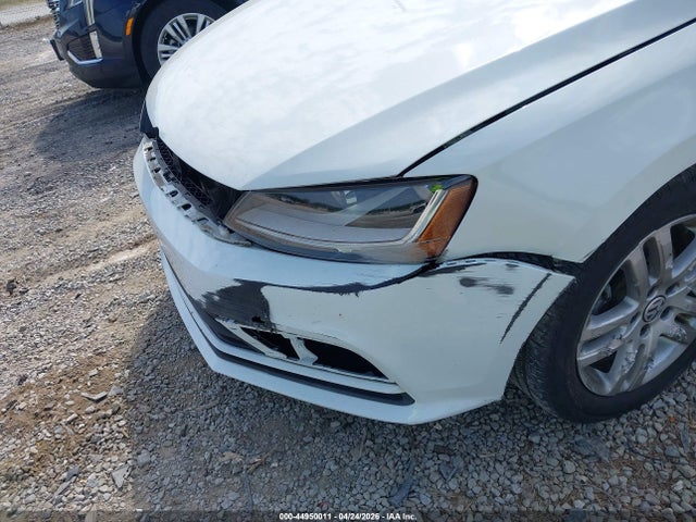 Volkswagen Jetta 1.4t S