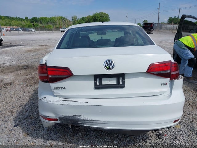 Volkswagen Jetta 1.4t S