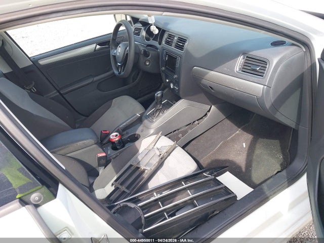 Volkswagen Jetta 1.4t S