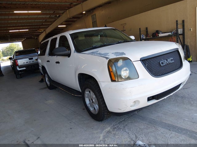 Salvage GMC Yukon Image