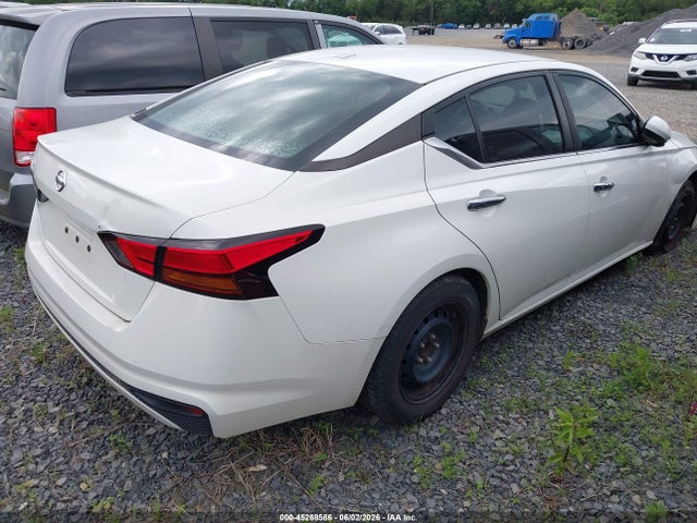 Nissan Altima S Fwd